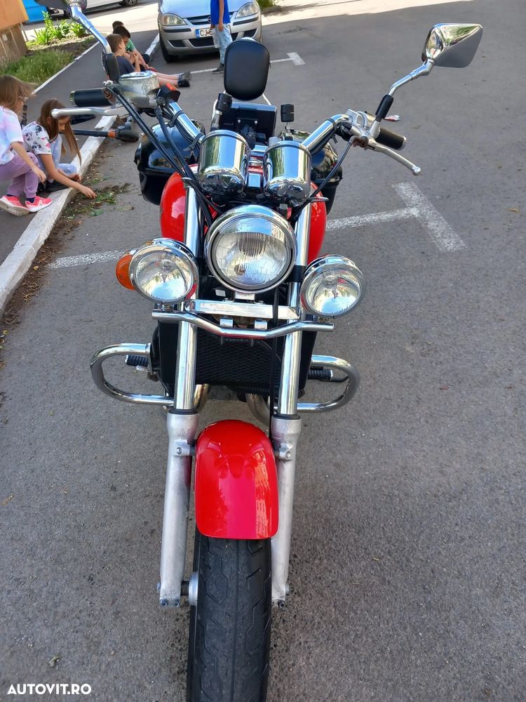 Honda VF 750C Magna - 16