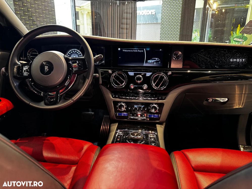 Rolls-Royce Ghost - 33