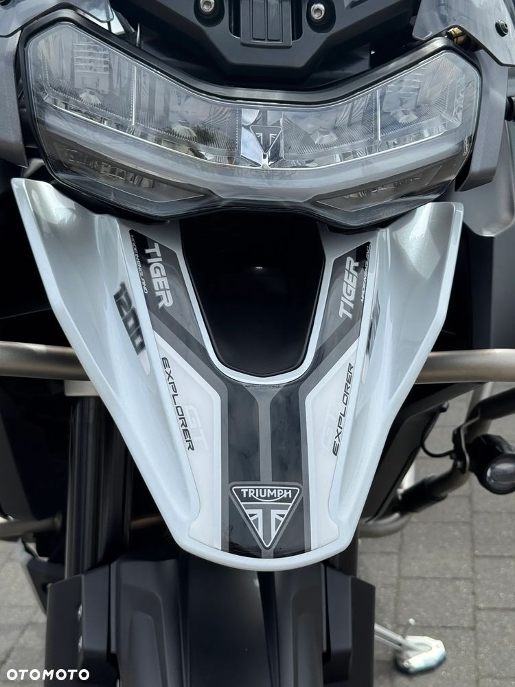 Triumph Tiger - 9