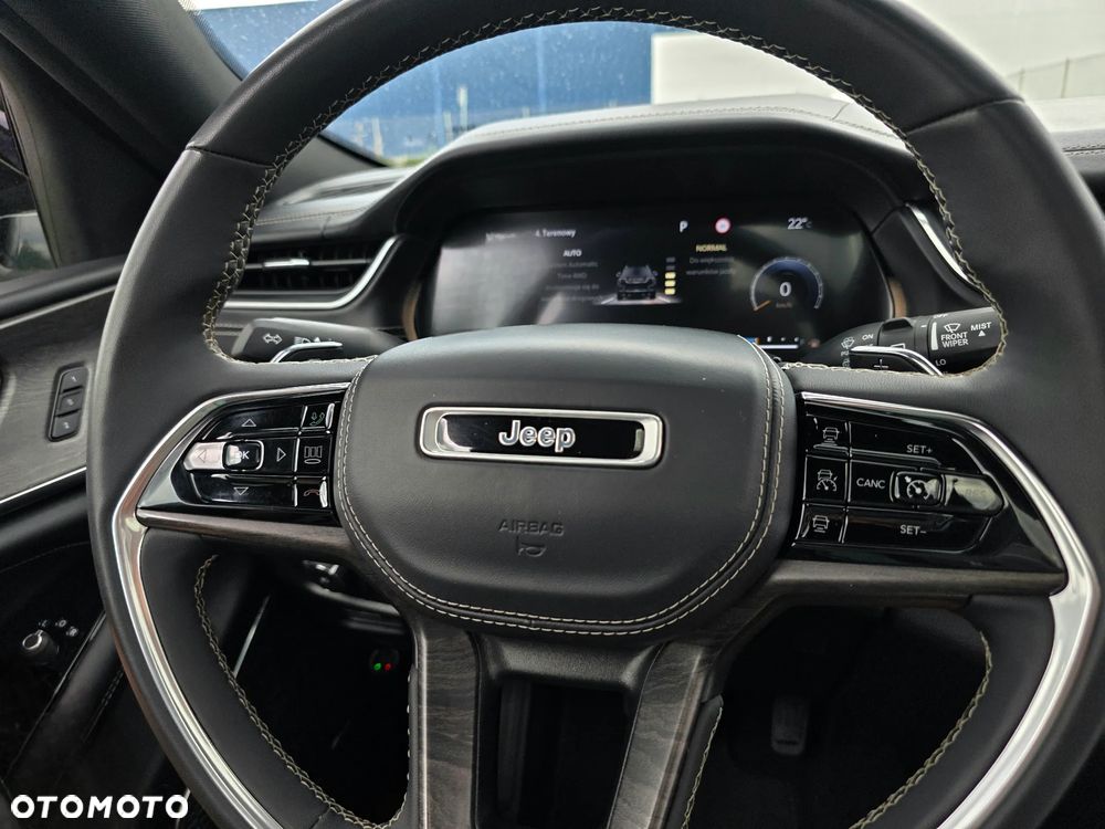 Jeep Grand Cherokee 5.7 V8 HEMI 4WD Automatik Overland - 25