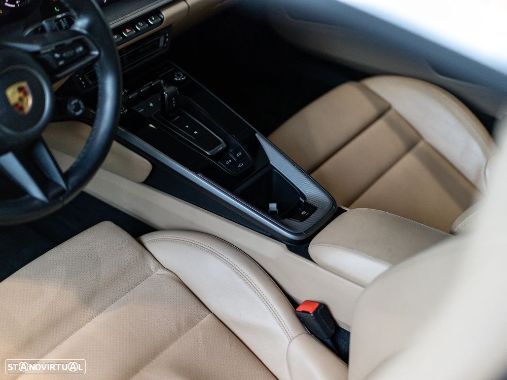 Porsche 911 (992) Carrera 4 PDK - 49