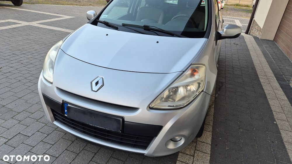 Renault Clio - 6