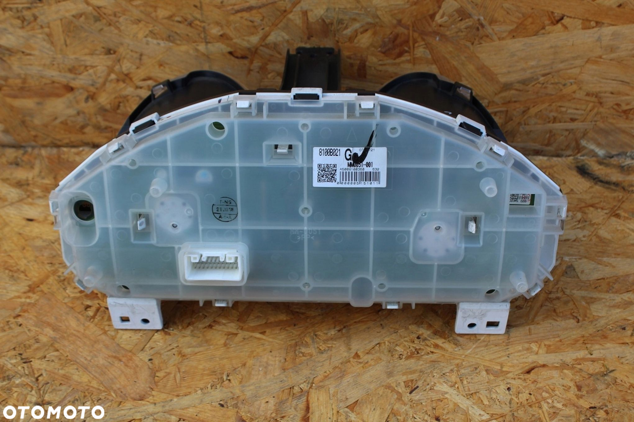 Licznik MITSUBISHI COLT VI z30 1.3 benzyna EUROPA 8100B021 - 4