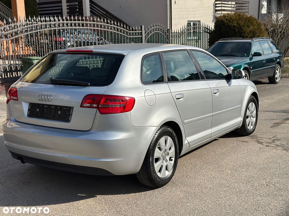 Audi A3 Sportback - 6