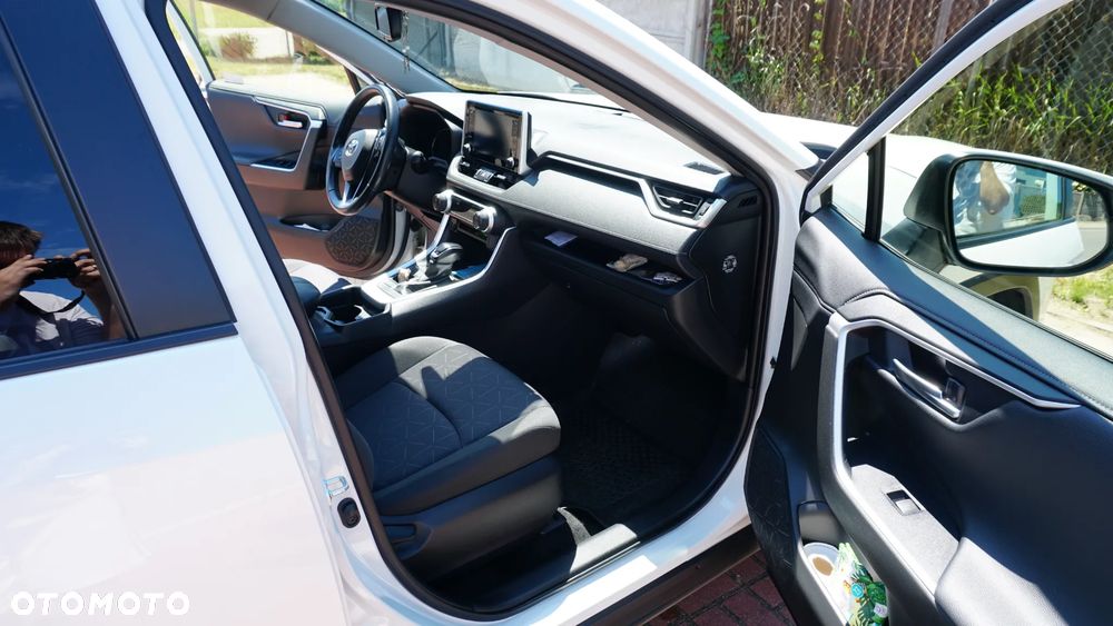 Toyota RAV4 2.5 Hybrid Comfort 4x2 - 7