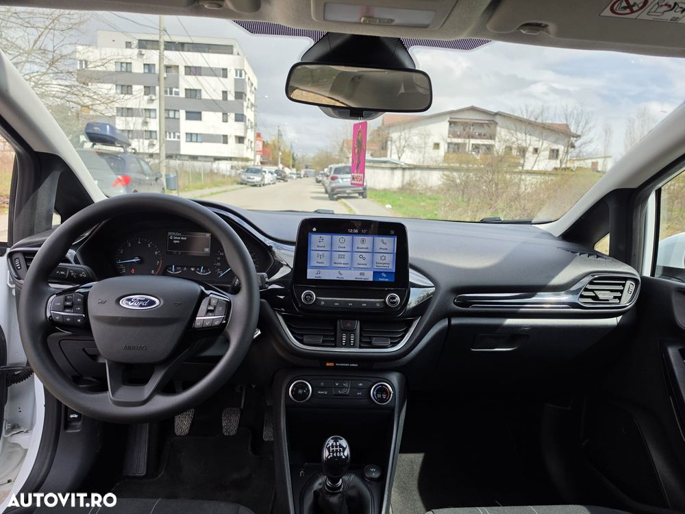 Ford Fiesta 1.0 EcoBoost mHEV Trend Connected - 24