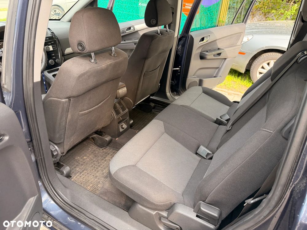 Opel Zafira 1.8 Family - 28