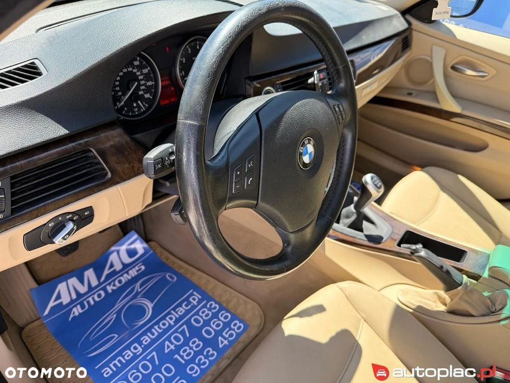 BMW Seria 3 328i - 27