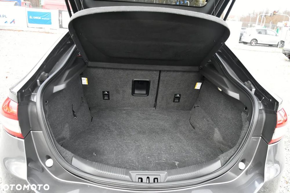 Ford Mondeo 2.0 EcoBlue ST-Line - 24