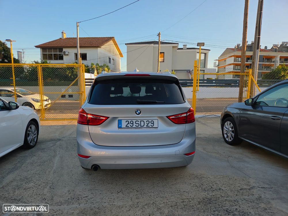 BMW 216 Gran Tourer - 23