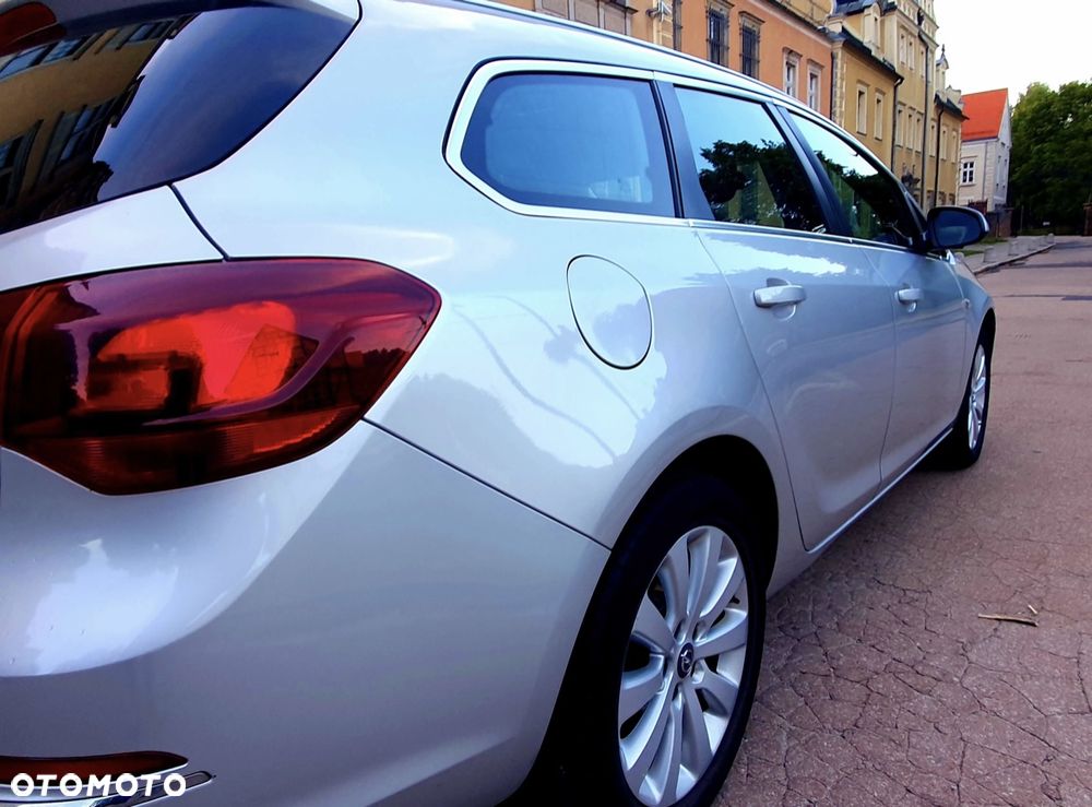 Opel Astra 1.7 CDTI Cosmo - 2