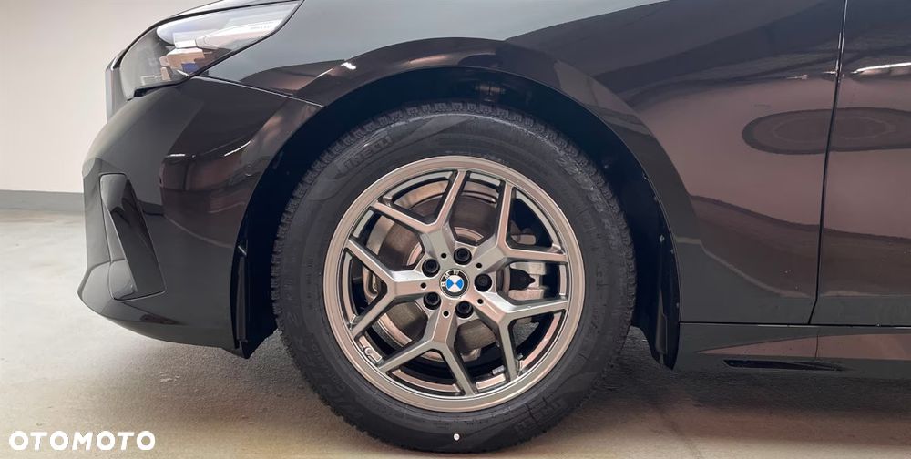 BMW Seria 5 520d mHEV - 4