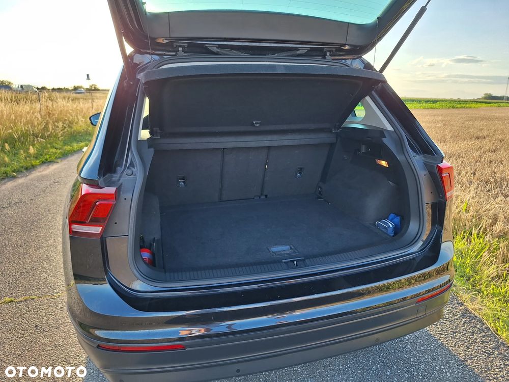 Volkswagen Tiguan - 8