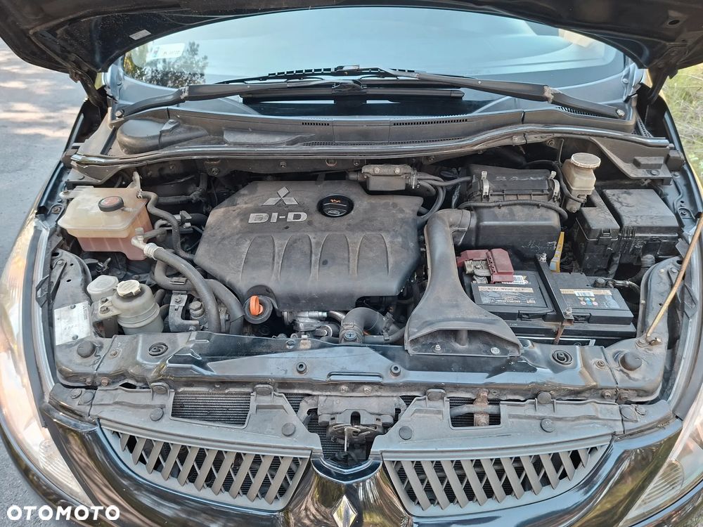 Mitsubishi Grandis 2.0 DID Instyle - 15