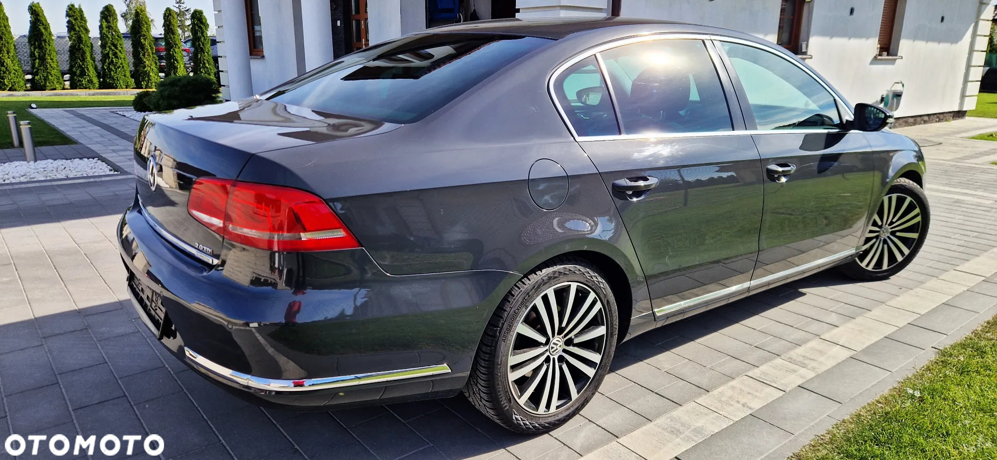 Volkswagen Passat Variant 2.0 TDI DSG BlueMotion Technology Exclusive - 6