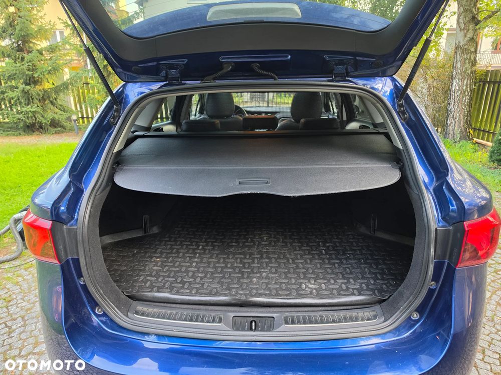 Toyota Avensis 2.0 Prestige MS - 12