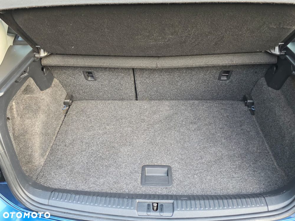 Volkswagen Polo - 13