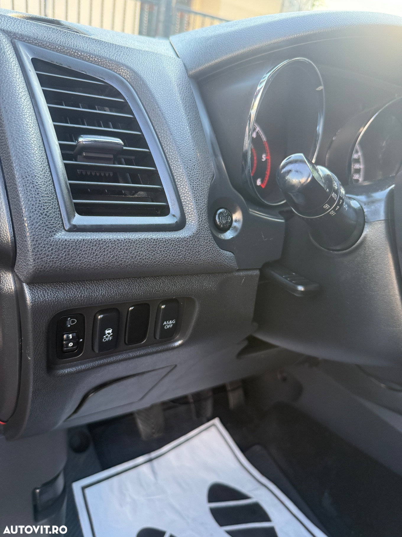 Mitsubishi ASX 1.8 DI-D 4WD Diamant Edition - 32