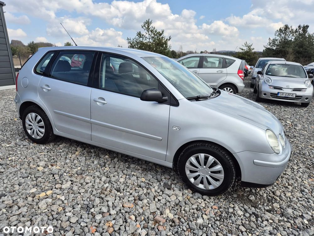 Volkswagen Polo 1.4 16V Sportline - 4