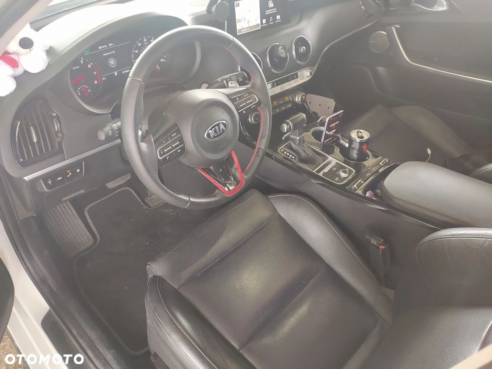 Kia Stinger 2.0 T-GDI GT Line - 7