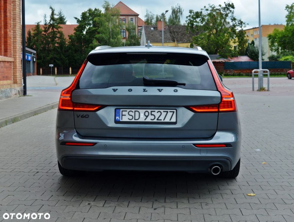 Volvo V60 D3 Momentum Pro - 5