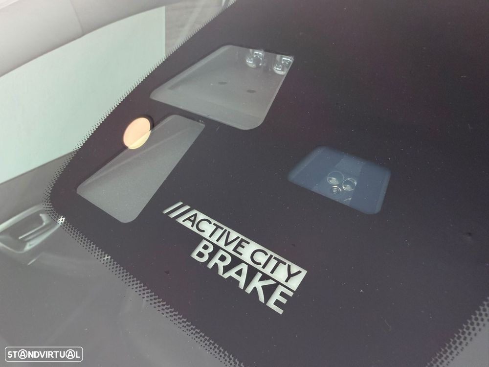 Peugeot 2008 1.2 PureTech Allure Pack EAT8 - 29