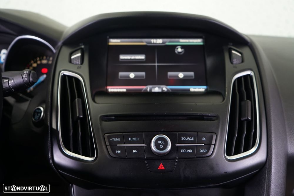 Ford Focus SW 1.0 EcoBoost Business - 33