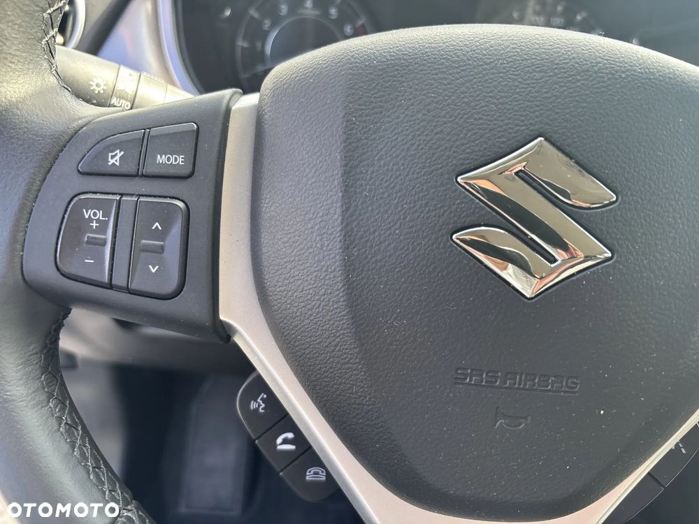 Suzuki Vitara 1.4 Boosterjet mHEV Premium Plus 2WD - 24