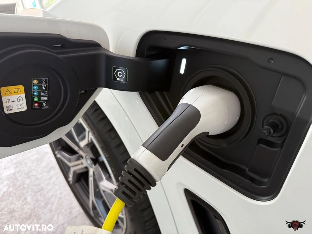 BMW X5 xDrive45e AT PHEV - 34