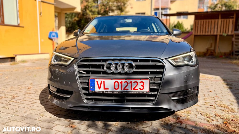 Audi A3 Sportback - 2
