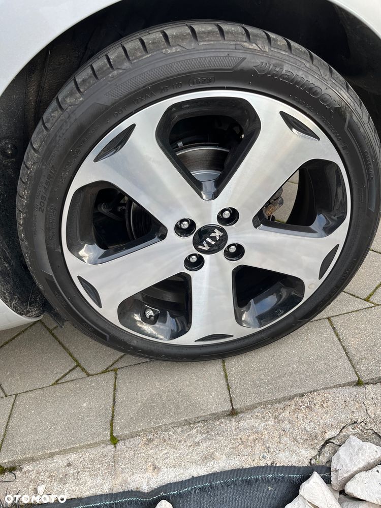 Kia Rio - 20