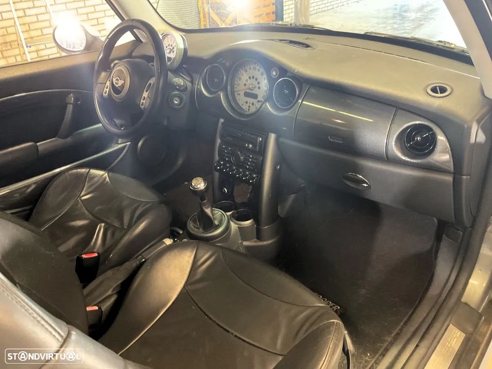 MINI 3 Portas Cooper S - 11