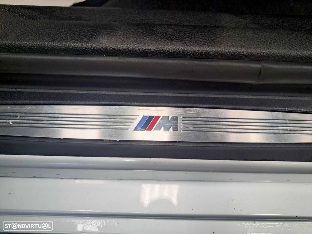 BMW 225xe Active Tourer - 25