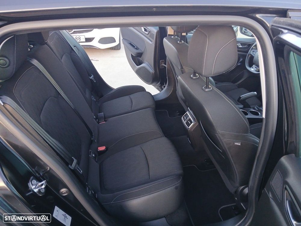 Renault Mégane 1.5 Blue dCi Limited - 10