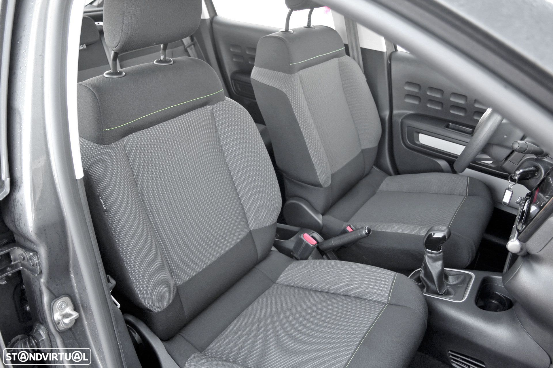 Citroën C3 1.2 PureTech C-Series - 15