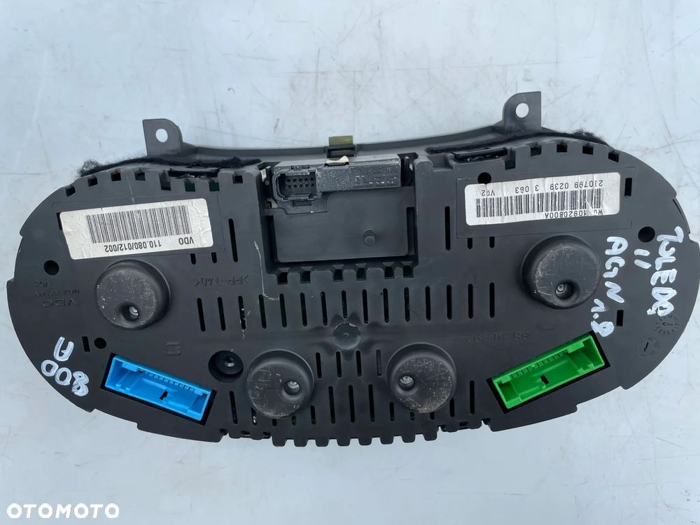 LICZNIK ZEGARY SEAT TOLEDO II 1M0920800A VDO - 2