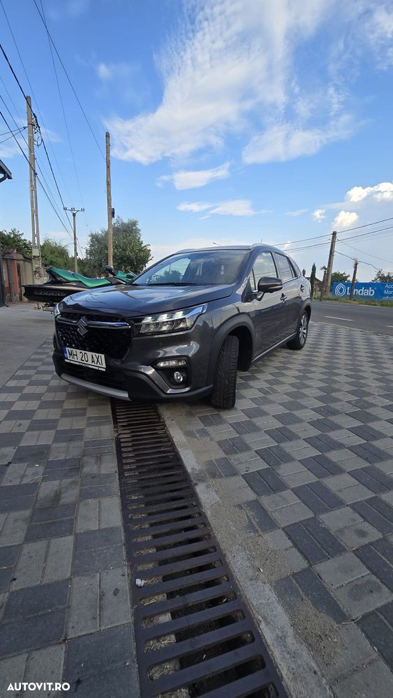 Suzuki S-Cross - 1