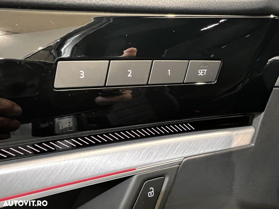 Volkswagen Touareg - 11