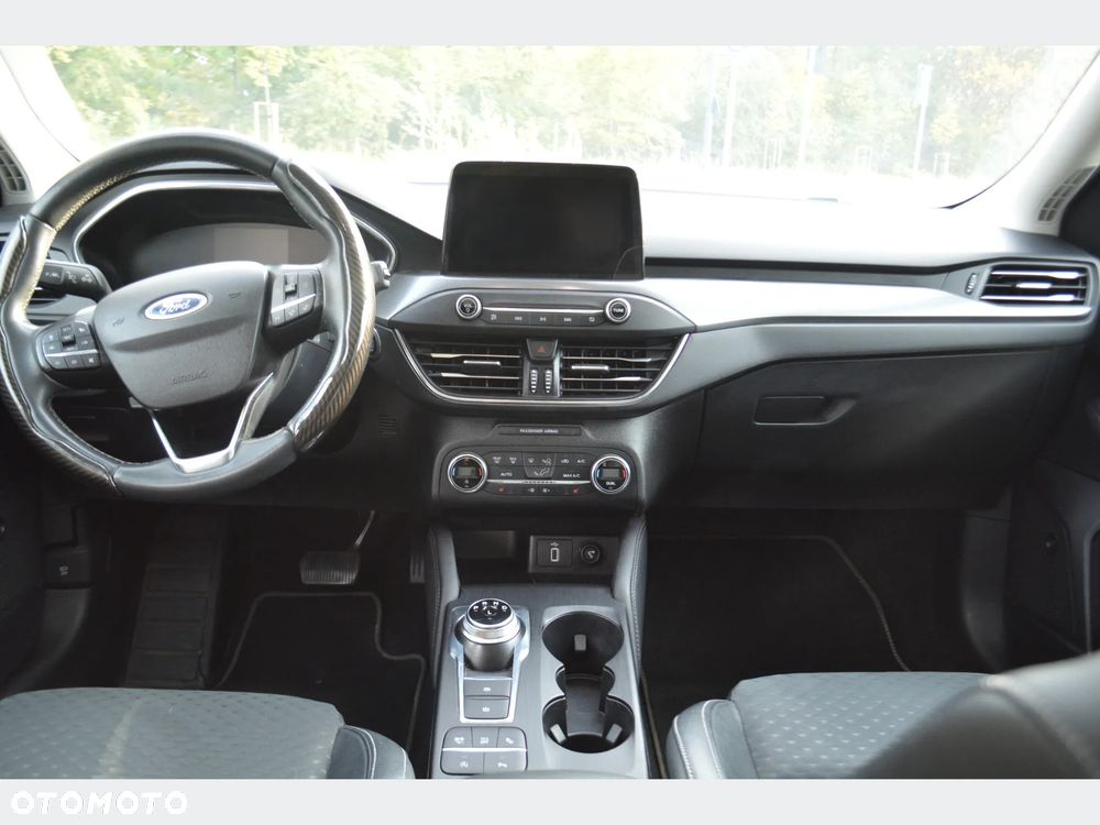 Ford Focus - 9