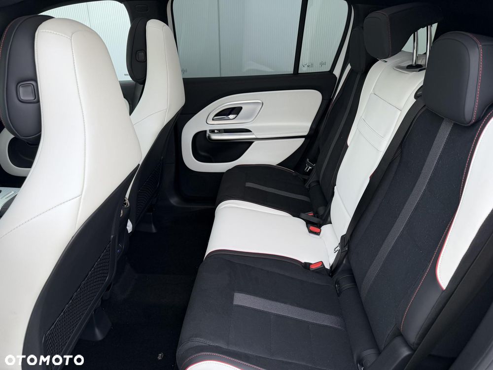 Mercedes-Benz GLB 200 mHEV 4-Matic 8G-eDCT - 17