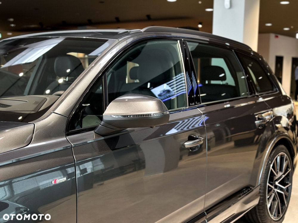 Audi Q7 - 15