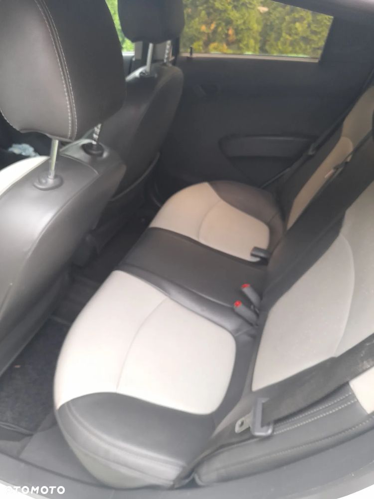 Chevrolet Spark - 21