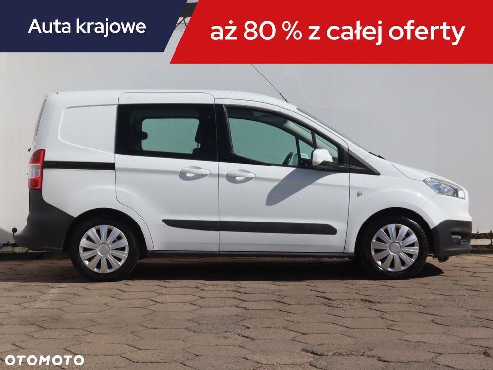 Ford Transit Courier - 8
