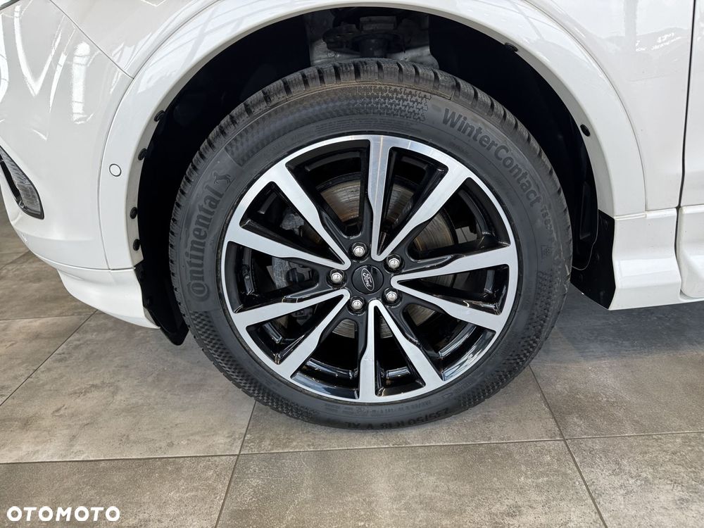 Ford Kuga - 11