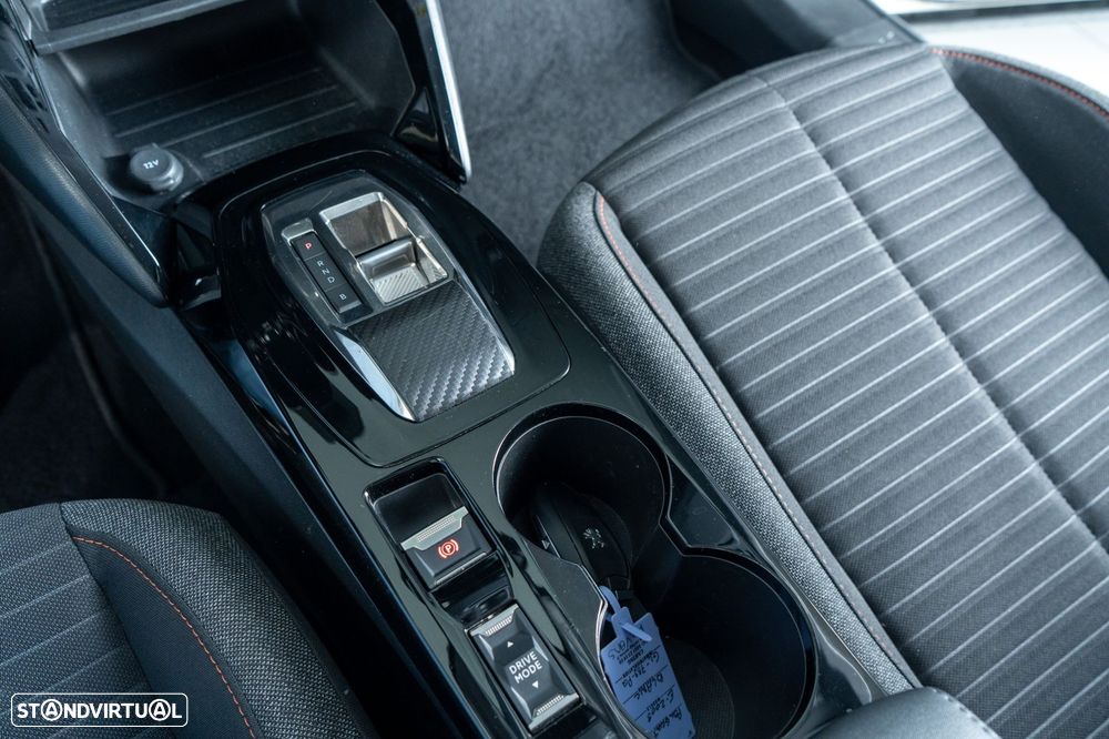 Peugeot e-2008 50 kWh Active - 7