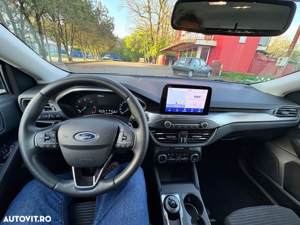Ford Focus - 9