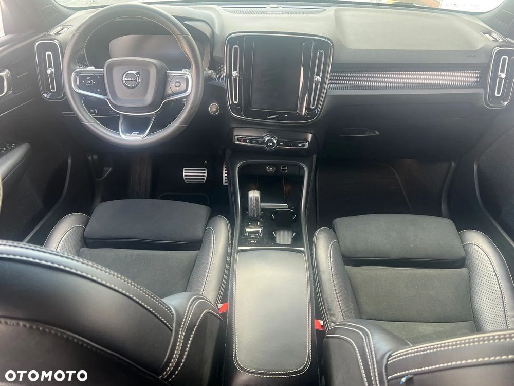 Volvo XC 40 T4 AWD Geartronic R-Design - 22