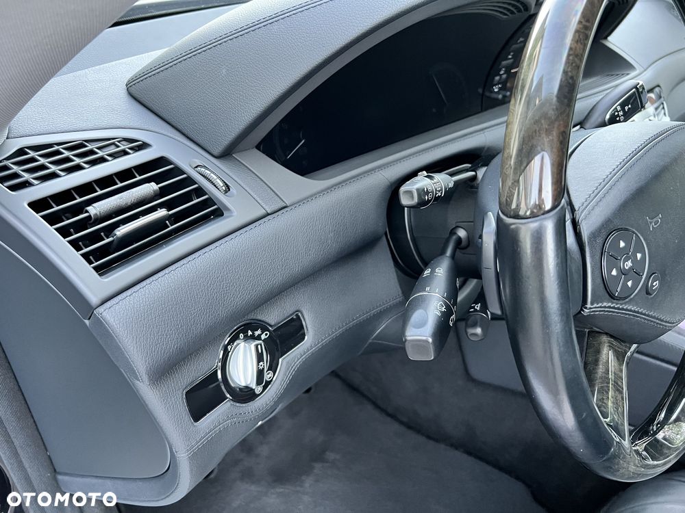 Mercedes-Benz CL 500 4-Matic BlueEff - 20