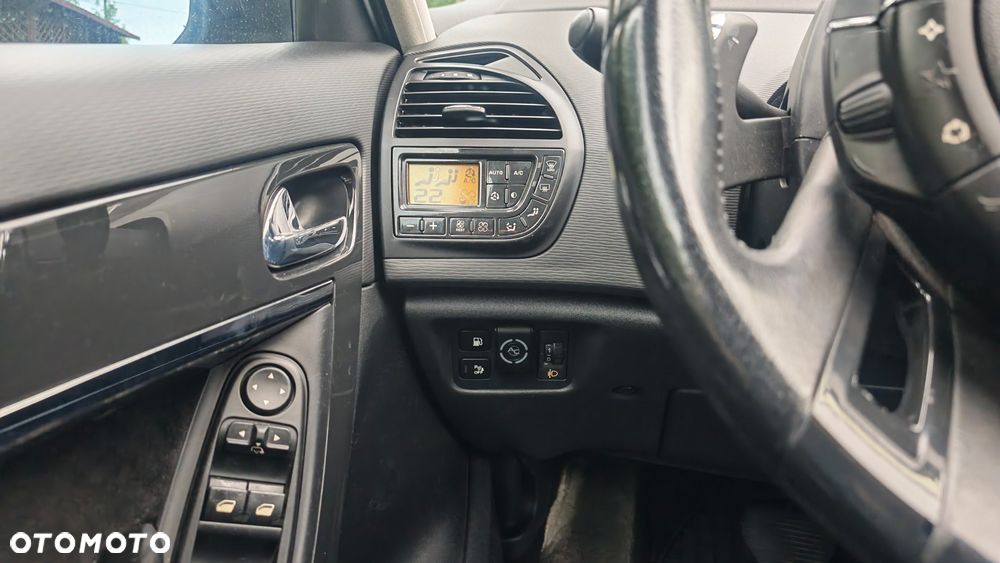 Citroën C4 Picasso 2.0i Exclusive MCP - 19