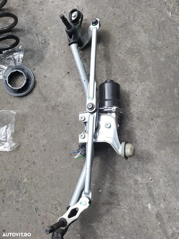 Ansamblu Stergator Cu Motoras cod: 9824784980 pentru Peugeot 208 1.2 THP Benzina an dupa 2019 - 1